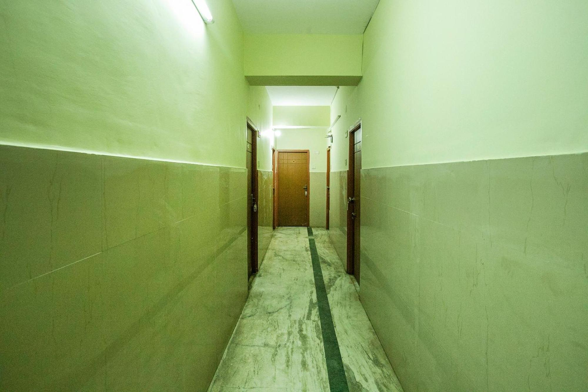 Hotel O Royal Residency Near Hare Krishna Hill Bangalore Eksteriør billede